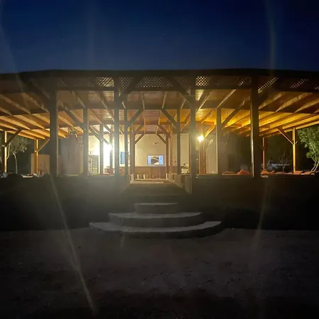 Luna Beach Camp